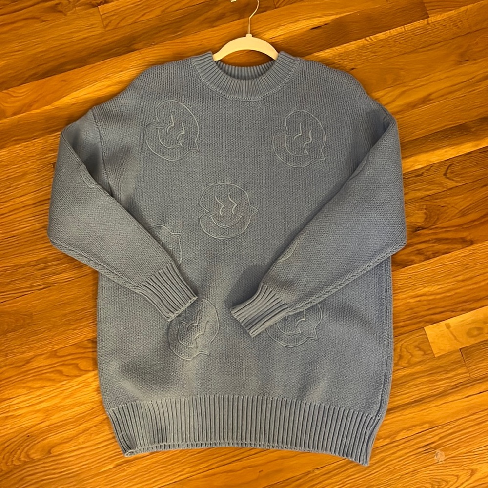 Light Blue forever 21 smiley sweater